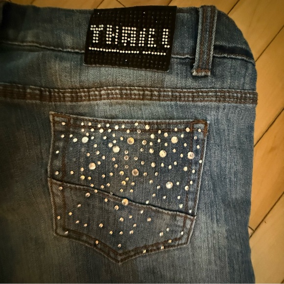 Thrill Denim Shorts with Sparkling Accents - Picture 3 of 4
